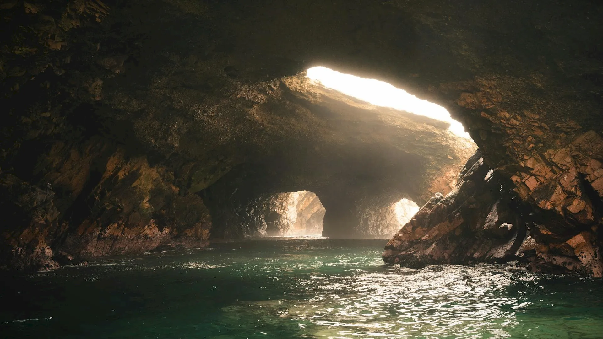 Discover the Wonders of Peru’s Coastal Region - Image 2