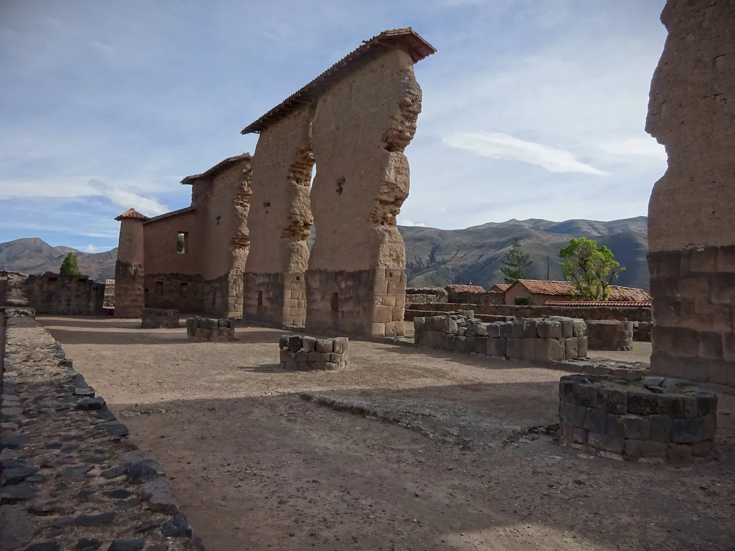 Discover Raqchi - Image 2